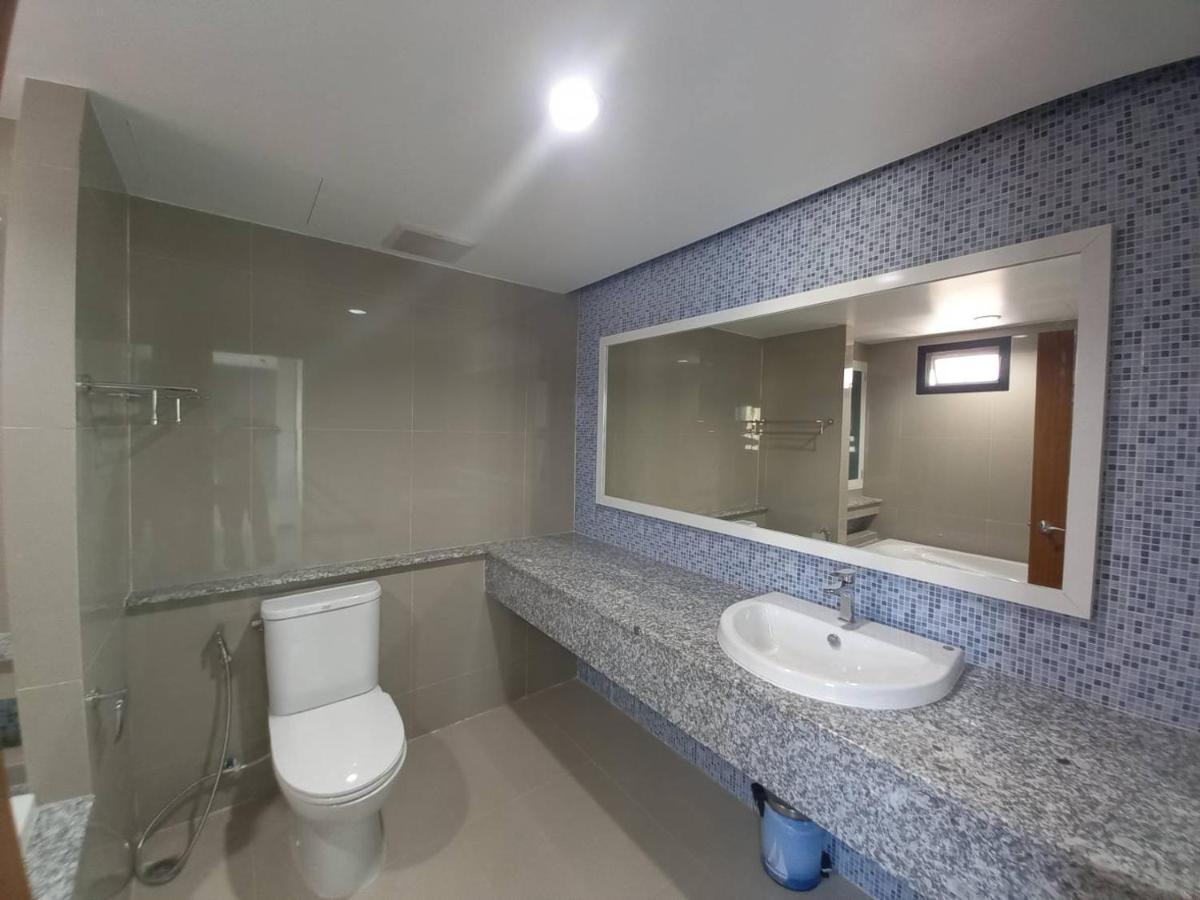 BURI Hotel And Hostel Chiang Mai Buitenkant foto