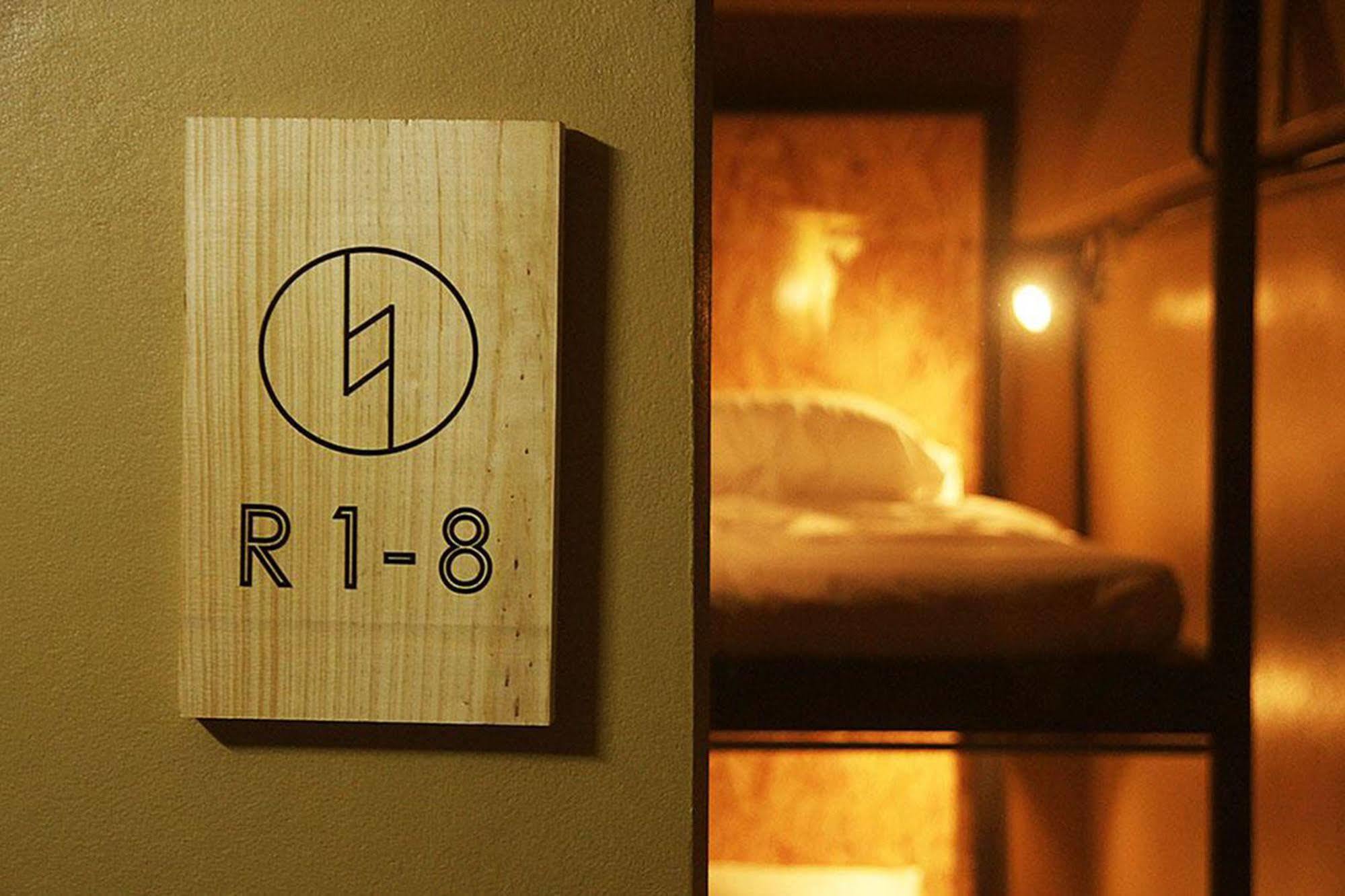 BURI Hotel And Hostel Chiang Mai Buitenkant foto