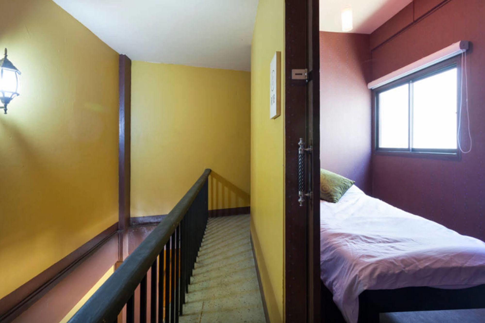 BURI Hotel And Hostel Chiang Mai Buitenkant foto